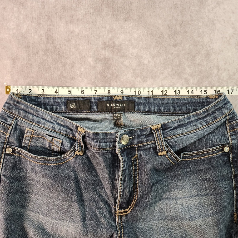 Nine West Jeans‎ Bootcut Embellished Pockets Dark Wash Women's Size 31/12 - Picture 3 of 6